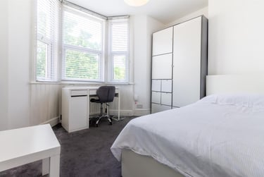 6 bed house, Ashleigh Grove, Jesmond, Newcastle, NE23DL - Image 2